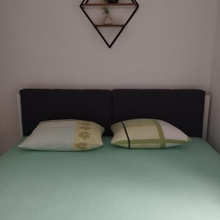 Apartmani Ruza Вир Екстериор снимка