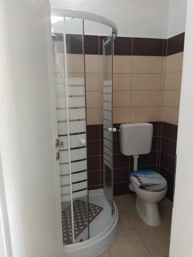 Apartmani Ruza Вир Екстериор снимка
