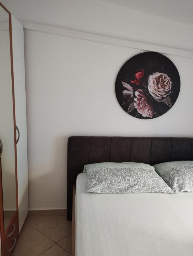 Apartmani Ruza Вир Екстериор снимка